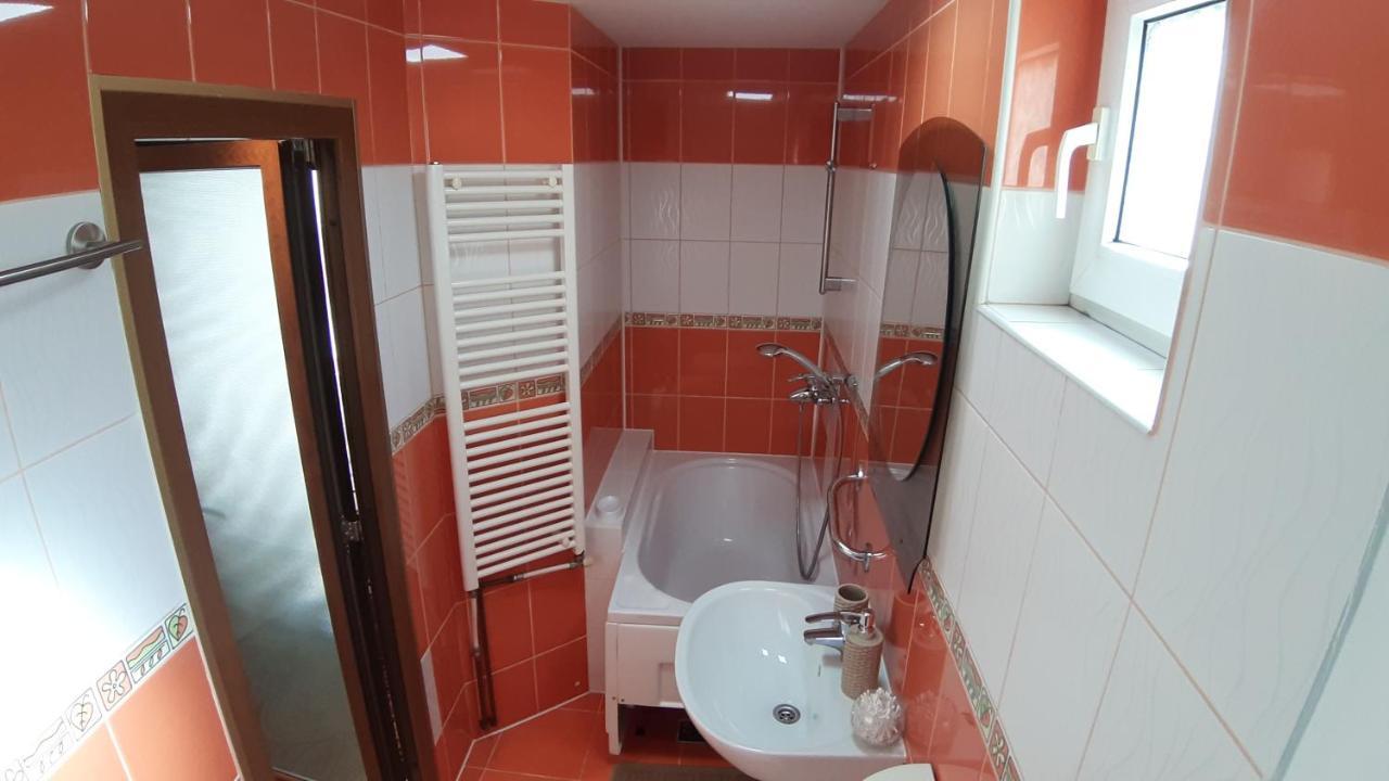 Вилла Casa Ultracentral Сучава Экстерьер фото
